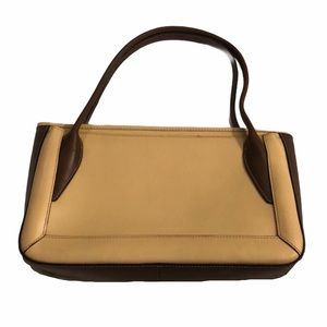 MAXX New York leather hand bag